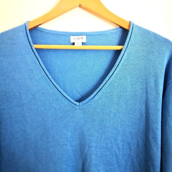 NWOT J. Crew Linen Blend V Neck Button Detail Oversized Tunic Sweater Size S - Picture 2 of 5